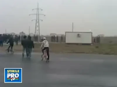 Revolta la Dragonul Rosu din Bucuresti din cauza taxei de parcare de 10 lei