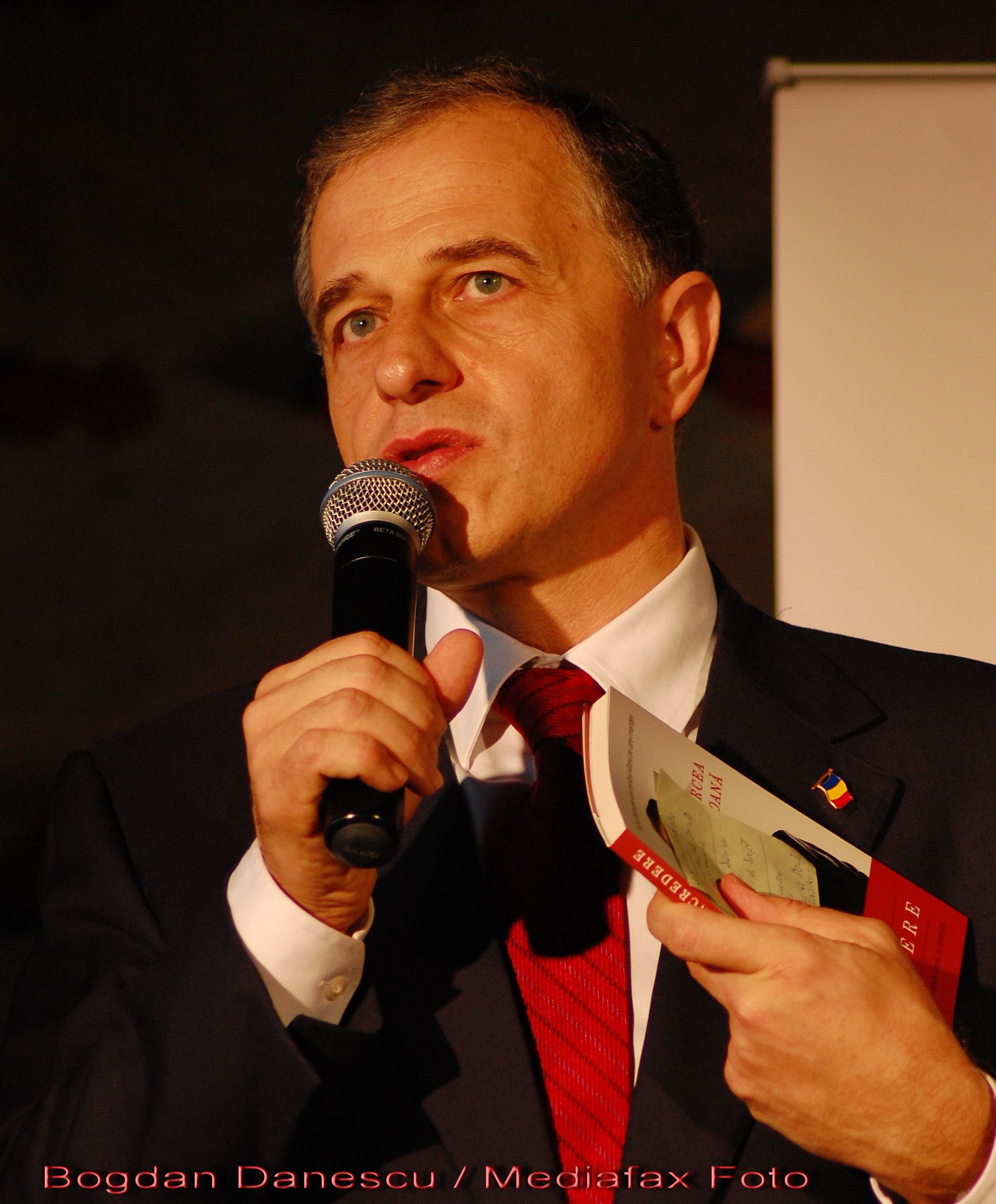 Revocarea lui Geoana - partea a II-a. PDL-ul s-a mobilizat la Senat