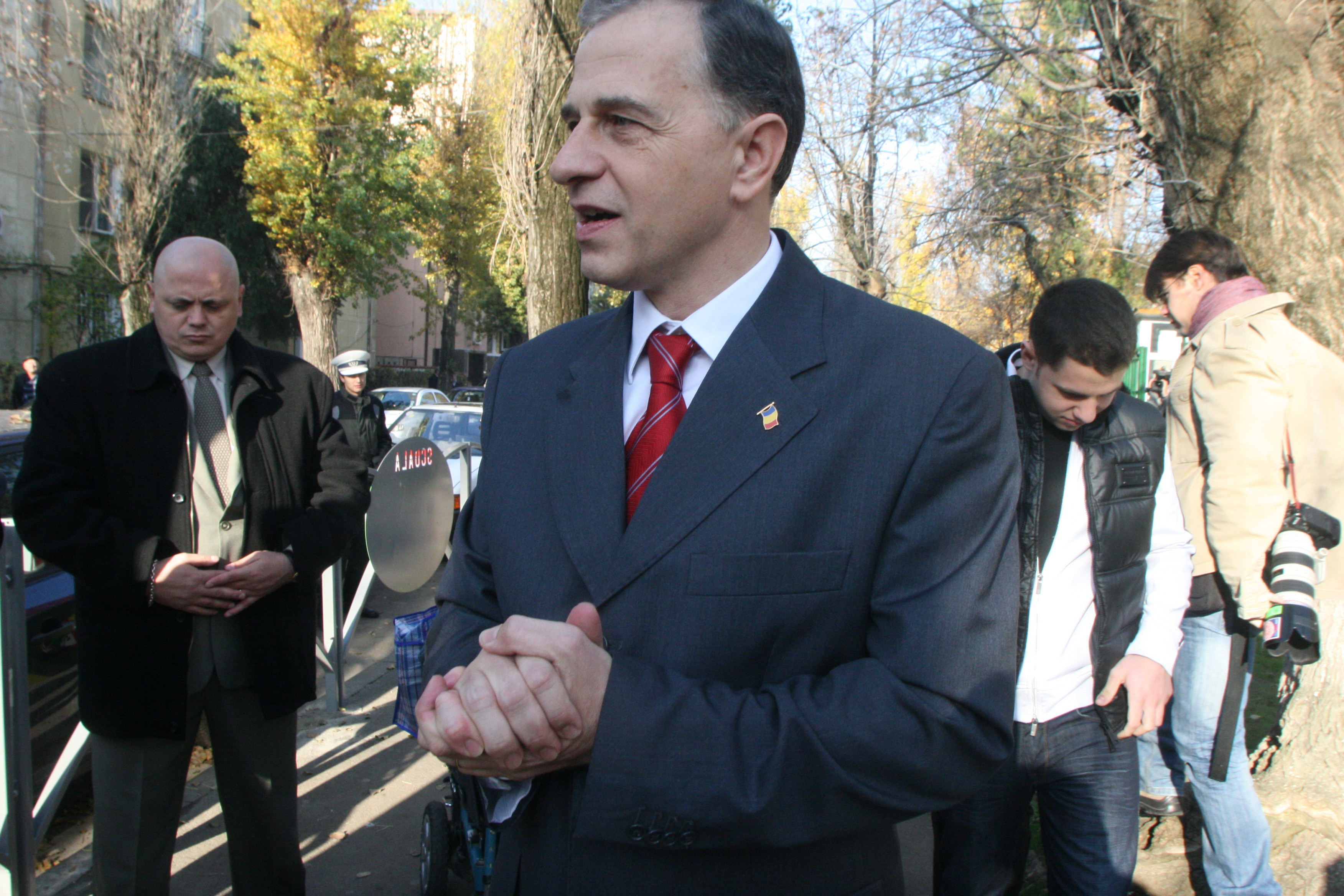 Geoana vrea acord cu PNL