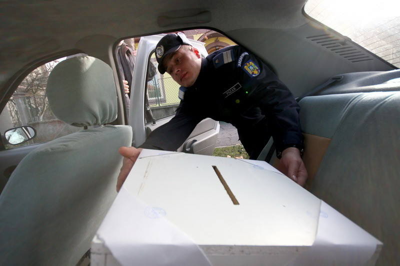 Constituirea comisiei de ancheta asupra alegerilor, ceruta de PSD, amanata