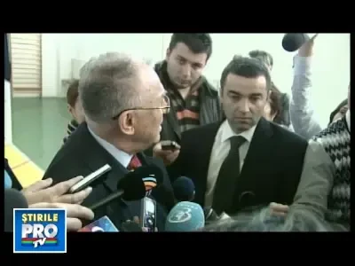 Vezi declaratia lui Ion Iliescu la iesirea de la urne!