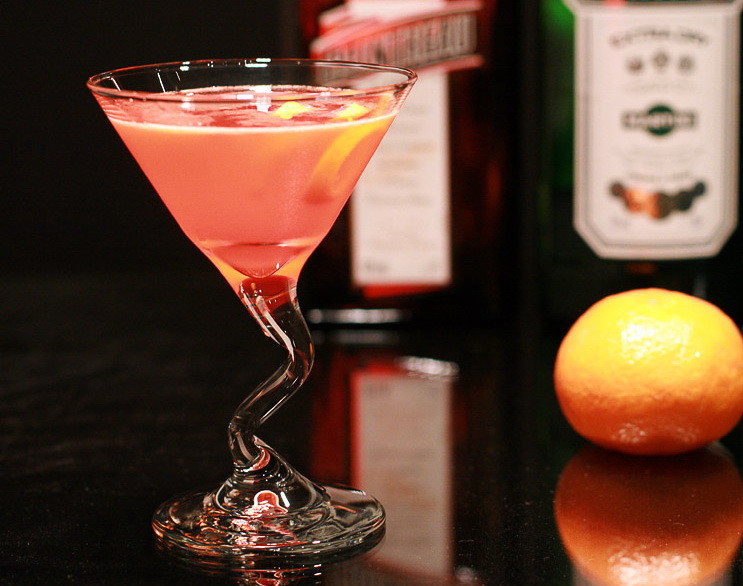 Un cocktail cu cactus sau ardei iute? Serviti, va rog!