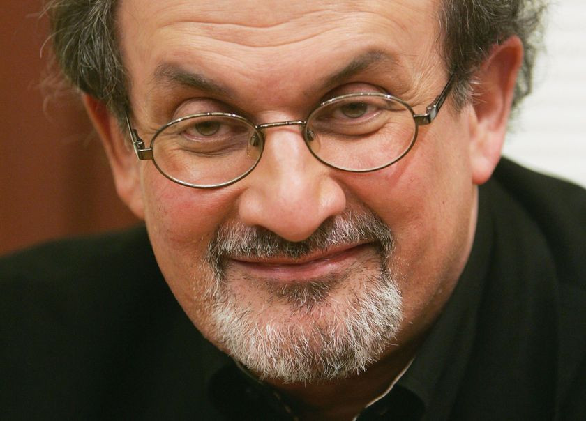 Salman Rushdie, autorul "Versetelor Satanice", la Bucuresti