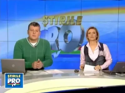 Politist cu prea mult exces de zel! A spart geamul cu capul infractorului!