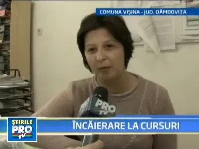 L-a batut cu pumnii si picioarele pentru ca i-a zis ca nu vede la tabla!