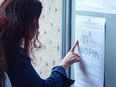 E jale! Din ce in ce mai multi romani raman fara loc de munca