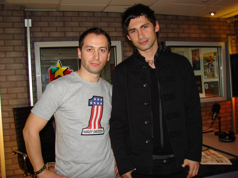 Dan Balan vine in Romania in luna martie insotit de fetele din videoclip!