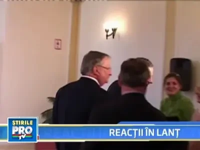 Clasa politica reactioneaza la scena cu Traian Basescu lovind un copil!