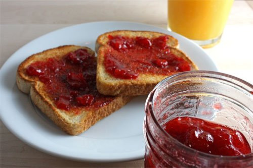 Batalia dulce. Gem romanesc sau ciocolata ungureasca?