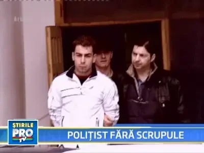 Revoltator! Politist banuit ca a ajutat un criminal sa-si stearga urmele!