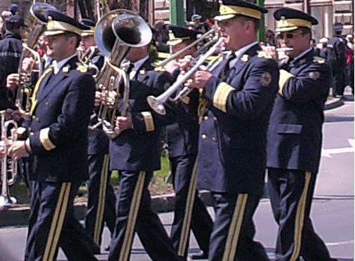 Fanfara militara care va acompania nunta printului William repeta de zor