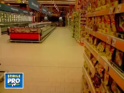 Oferta lunii la supermarket: sobolani cat pisica de mari