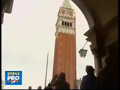 Venetia, sub ape! Piata San Marco, inundata!