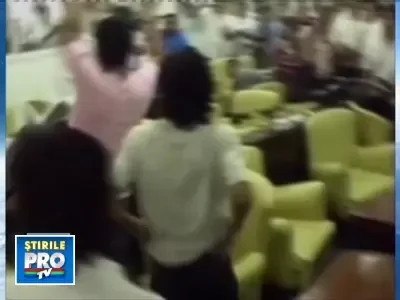 Incaierare apriga la o sedinta de consiliu, in Argentina!