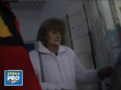 S-a aruncat de la etajul 11, fara sa lase vreun bilet de adio