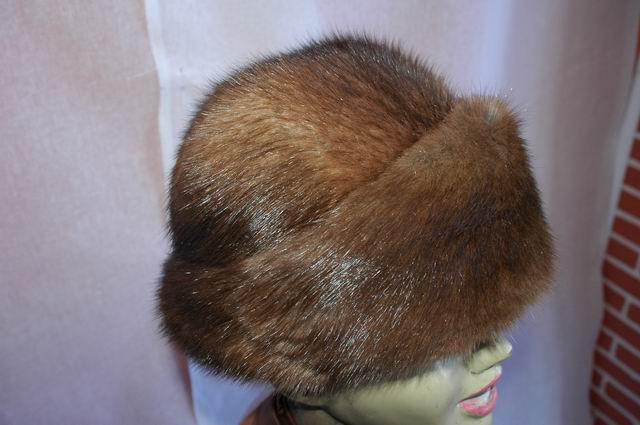 Oferte speciale la Targul de Caciuli de la Blaj - reduceri de pana la 40% pentru pensionari