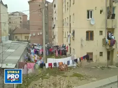 Din seria "ca la noi, la nimeni": in Romania, rufele se... usuca in public!