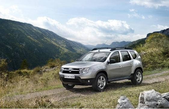 400 de cereri pentru Duster la dealerii Dacia! Miile de comenzi intarzie!
