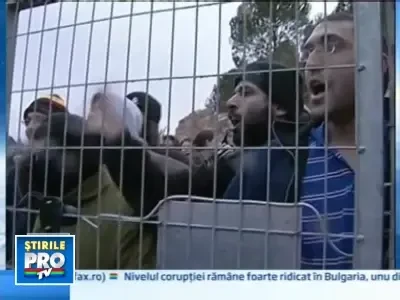 Violente in Cisiordania! Colonistii, in razboi cu fortele de ordine