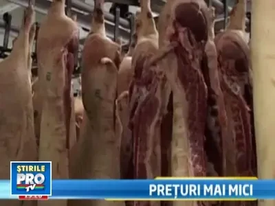 Crescatorii de porci se gandesc la buzunarul romanilor: ieftinesc carnea