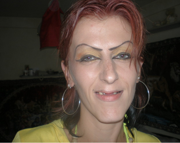 ”Frumusete pe muchie de cutit”: Gabriela este de nerecunoscut