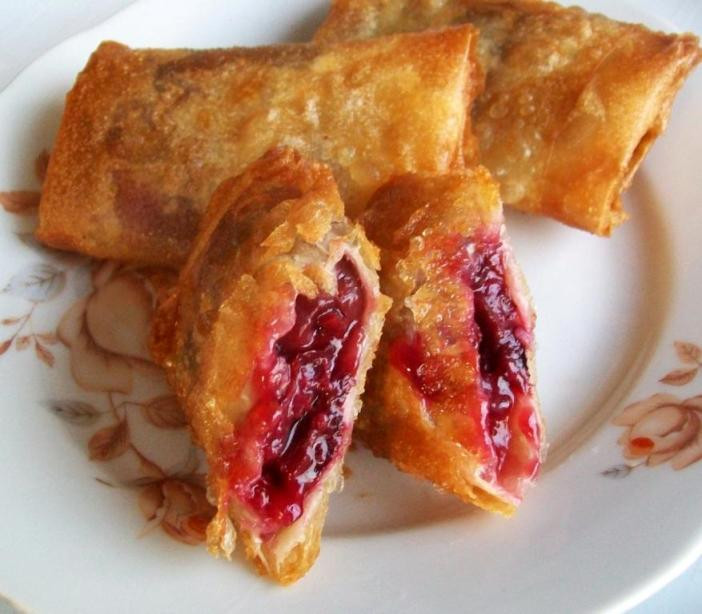 A dat spargerea in patiserie, dar a fost prins de politie cu pateul in gura