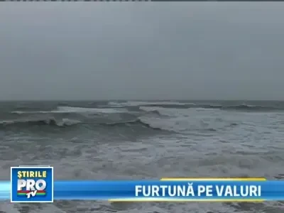 Furtuna puternica pe Marea Neagra!