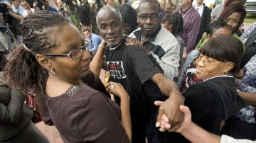 A devenit milionar dupa ce a ispasit pe nedrept 35 de ani de inchisoare