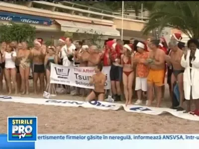 Printul Albert de Monaco a facut o baie... in scop nobil!