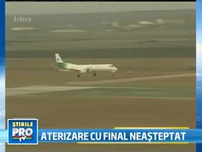 Iasi: spaima pe aeroport! Un avion plin cu pasageri a iesit de pe pista