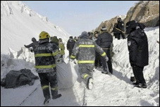 Peste 1400 de pasageri ai unui tren din China, captivi printre nameti!