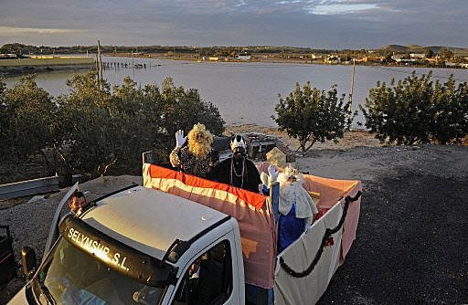 Sarbatoare mare pe strazile Madridului in Ajunul Epifaniei!