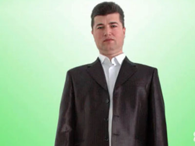 El vrea sa revolutioneze Eurovisionul! Asculta-l pe bardul de Chisinau!