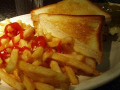 Peste 50.000 euro. Atat a dat Primaria Cluj pentru a-si deschide restaurant