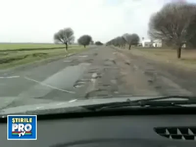 Gropi, gropi si iarasi gropi! Drum european din Romania!
