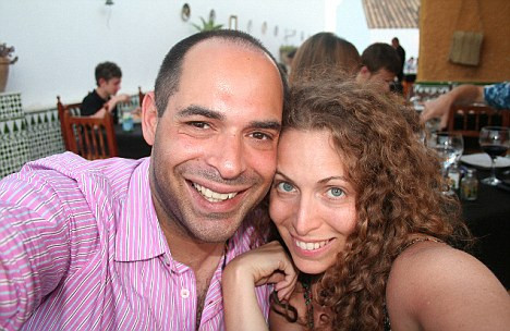 Ai grija ce vorbesti in somn! S-ar putea sa apari pe Internet!