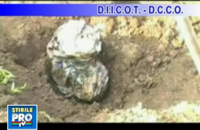 Cercetati pentru patru crime! Ii ingropau de vii sau ii inecau in Dunare!