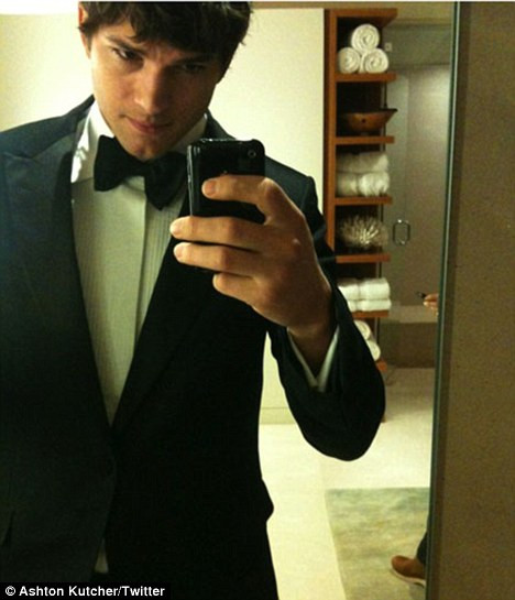 Ashton Kutcher vrea sa aiba voie sa se usureze in natura