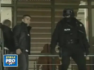 Mandatele Cordunenilor expira luni seara. Doi frati din clan, de negasit