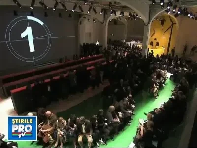 Prada si-a prezentat cea mai recenta colectie la Saptamana Modei de la Milano