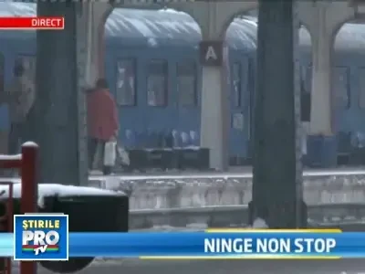 Avioanele decoleaza cu intarziere, mersul trenurilor e dat peste cap