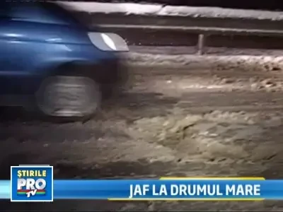 Zece masini stricate in aceeasi groapa, intr-o singura seara!