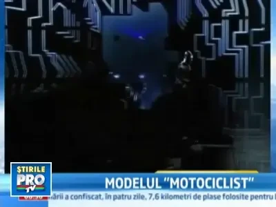 Versace sfideaza criza! Colecte de lux la saptamana modei de la Milano