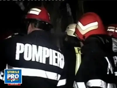 Un incendiu a fost aproape sa lase pe drumuri o familie din Arges