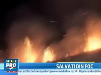 O casa a ars complet intr-o localitate din Caras-Severin