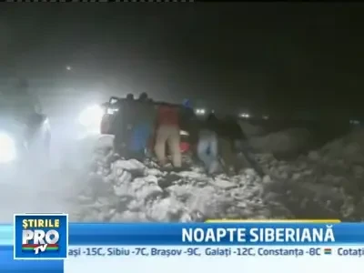 Viscolul a pus stapanire pe Romania: sosele blocate, localitati izolate