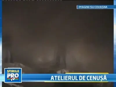 Incendiu de proportii! Un atelier de tamplarie s-a facut scrum