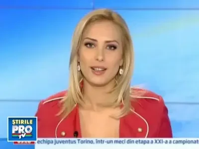 Buget de nunta?! Ce ati zice de un tort cu diamante si safire?