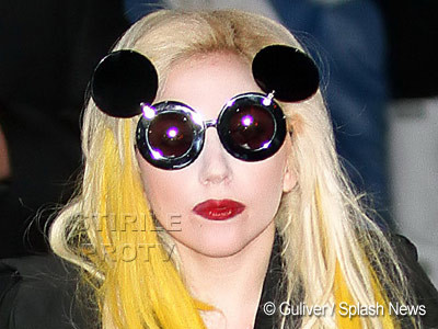 Lady GaGa a batut-o pe Beyonce! A luat o gramada de premii la Monaco