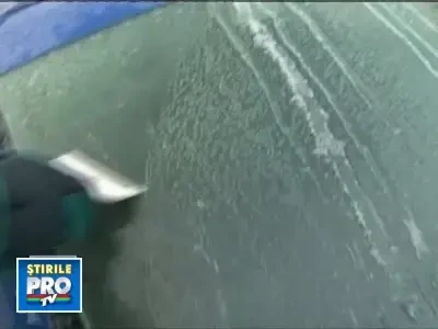 Afla ce sa faci ca sa nu-ti intepeneasca masina din cauza gerului